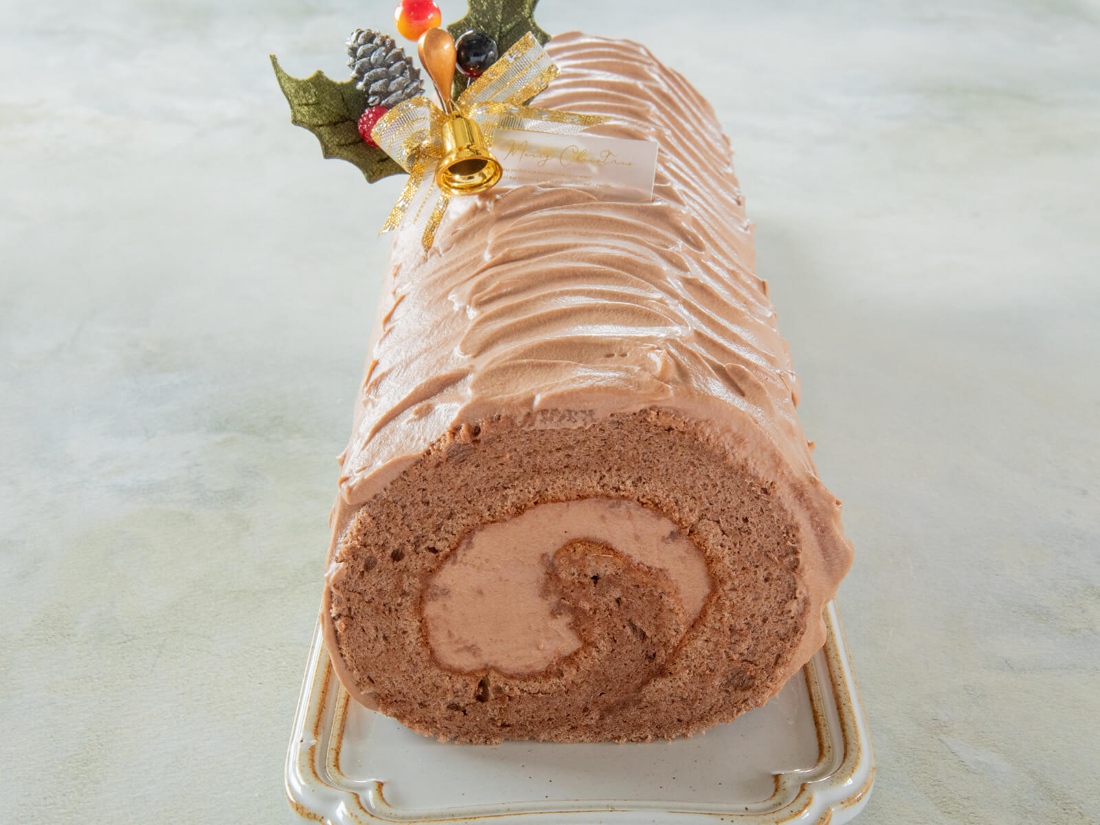 チョコレートのロールケーキ