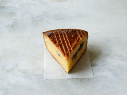 ダークチェリーのガトーバスク